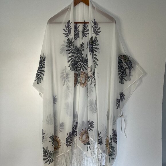 Boho style Floral Shawl Cover up with Fringe - Picture 1 of 8